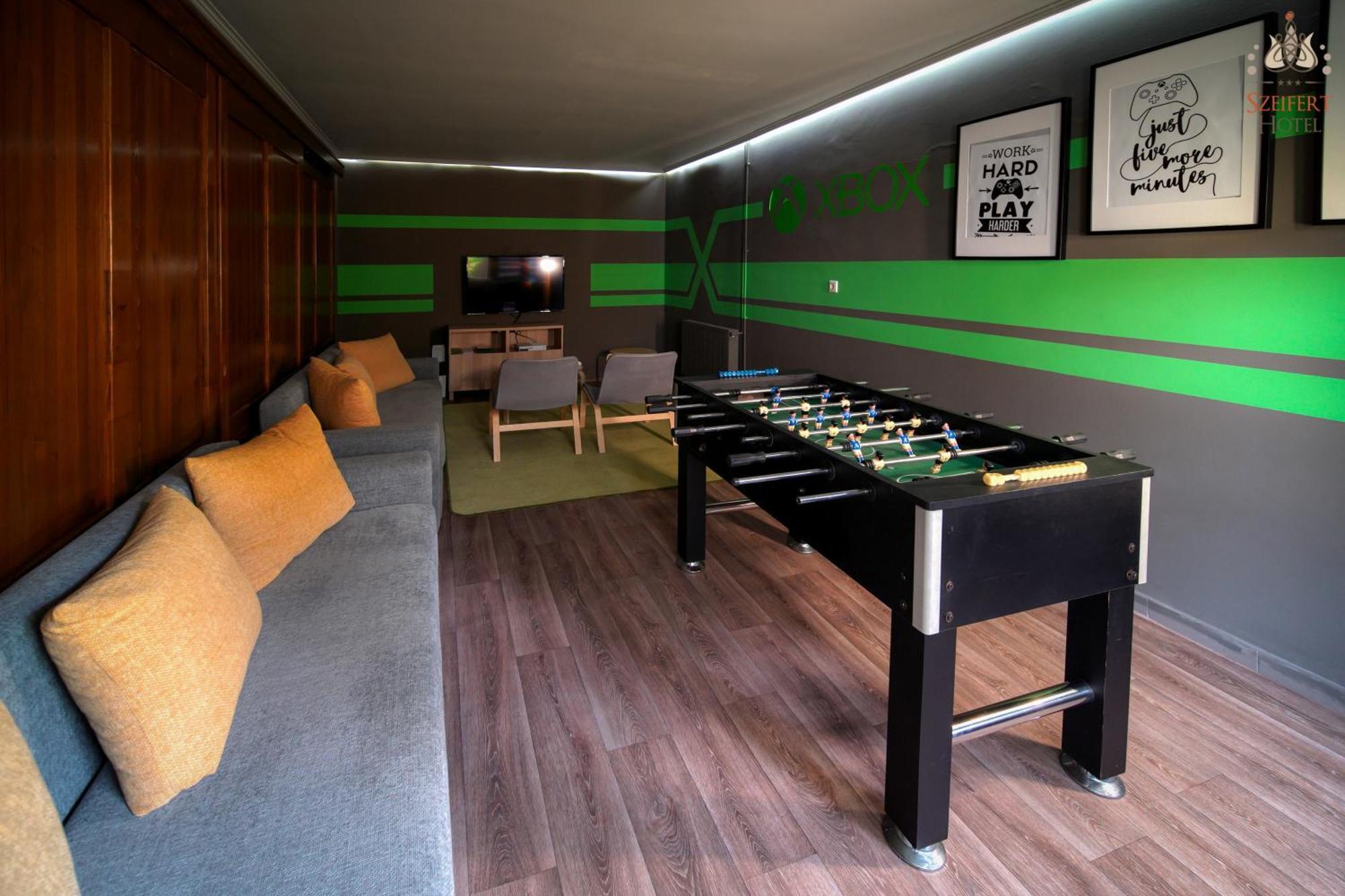 Hotel Szeifert Sovata Esterno foto